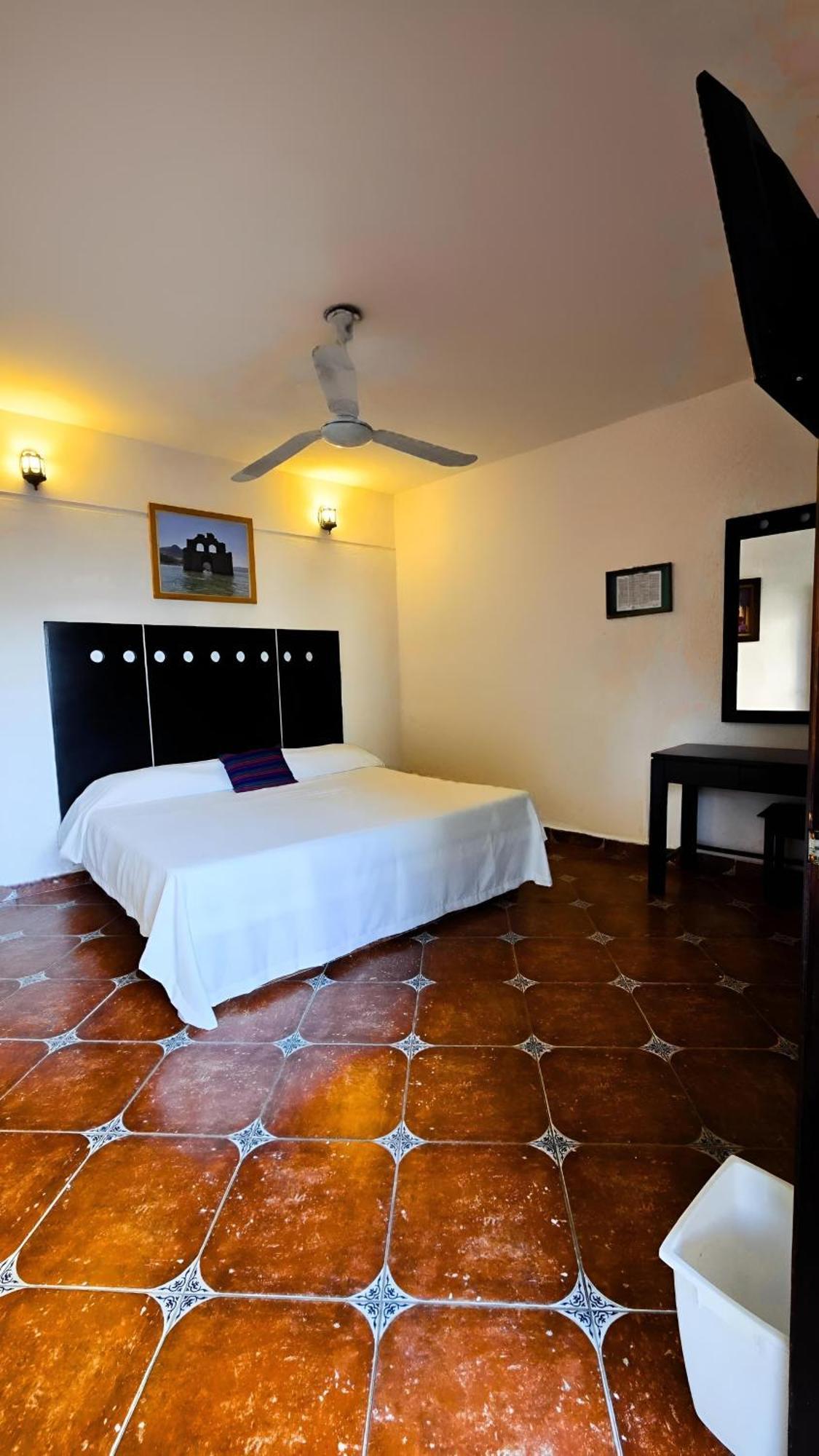 Hotel Villa Esmeralda Tuxtla Gutiérrez Esterno foto