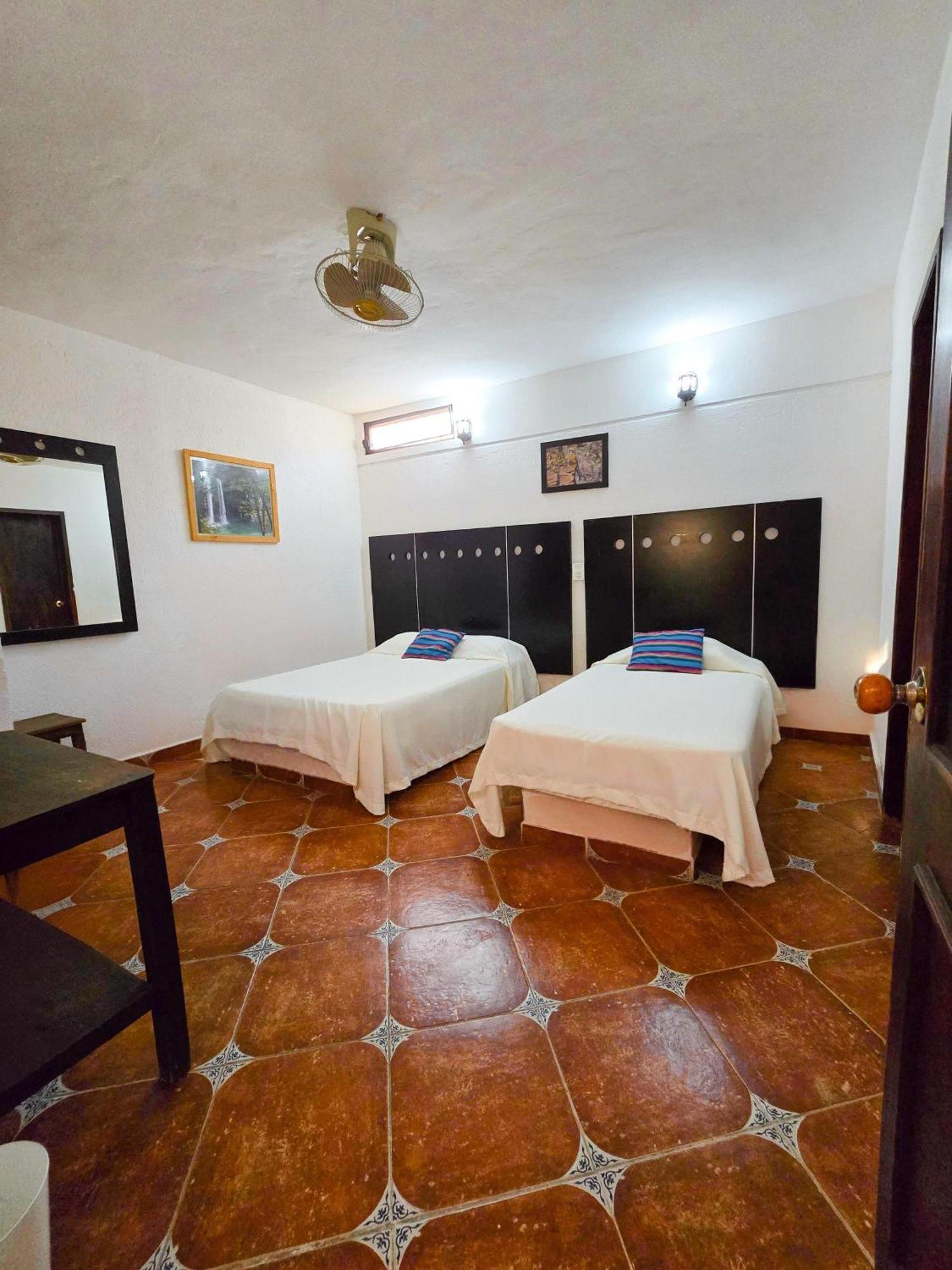 Hotel Villa Esmeralda Tuxtla Gutiérrez Esterno foto